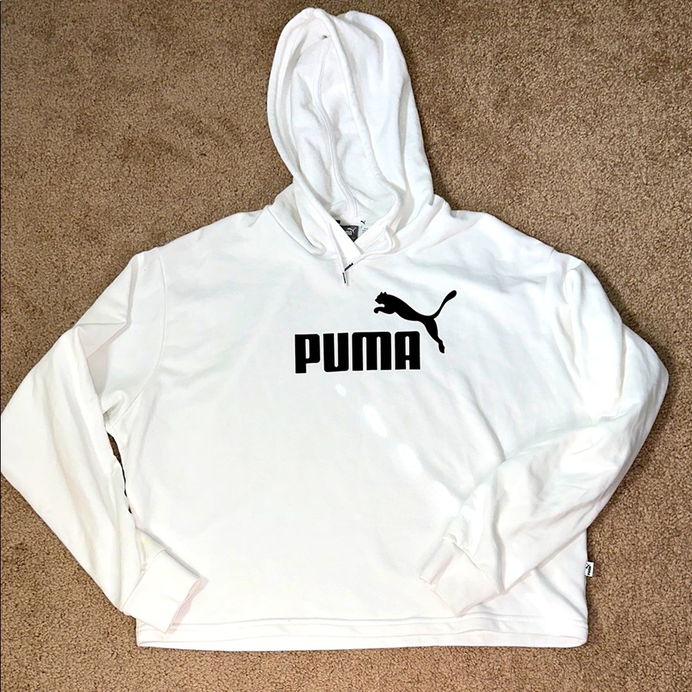 PUMA women's White Hoodie Sweater